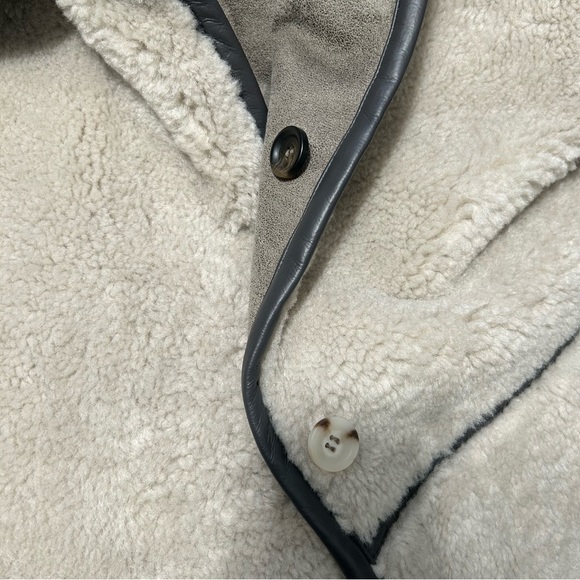 Something Navy Reversible Faux Shearling Coat Sz L Gray - Picture 13 of 15